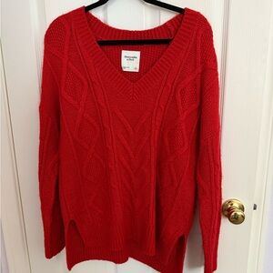 Abercrombie & Fitch V-Neck Sweater in Bold Red